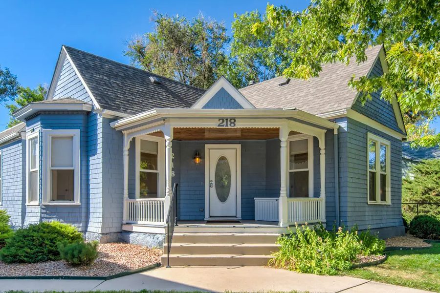 Renjoy property
